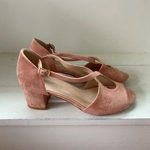 Dolce Nome coral suede heels